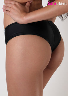 WAVE BREAKER Sporty Maxi Halter Top and Boy Short Bikini